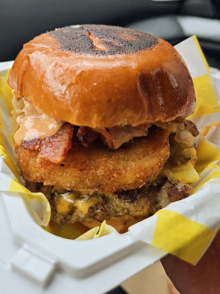 Yeanie's Burgers and Social - Dorchester