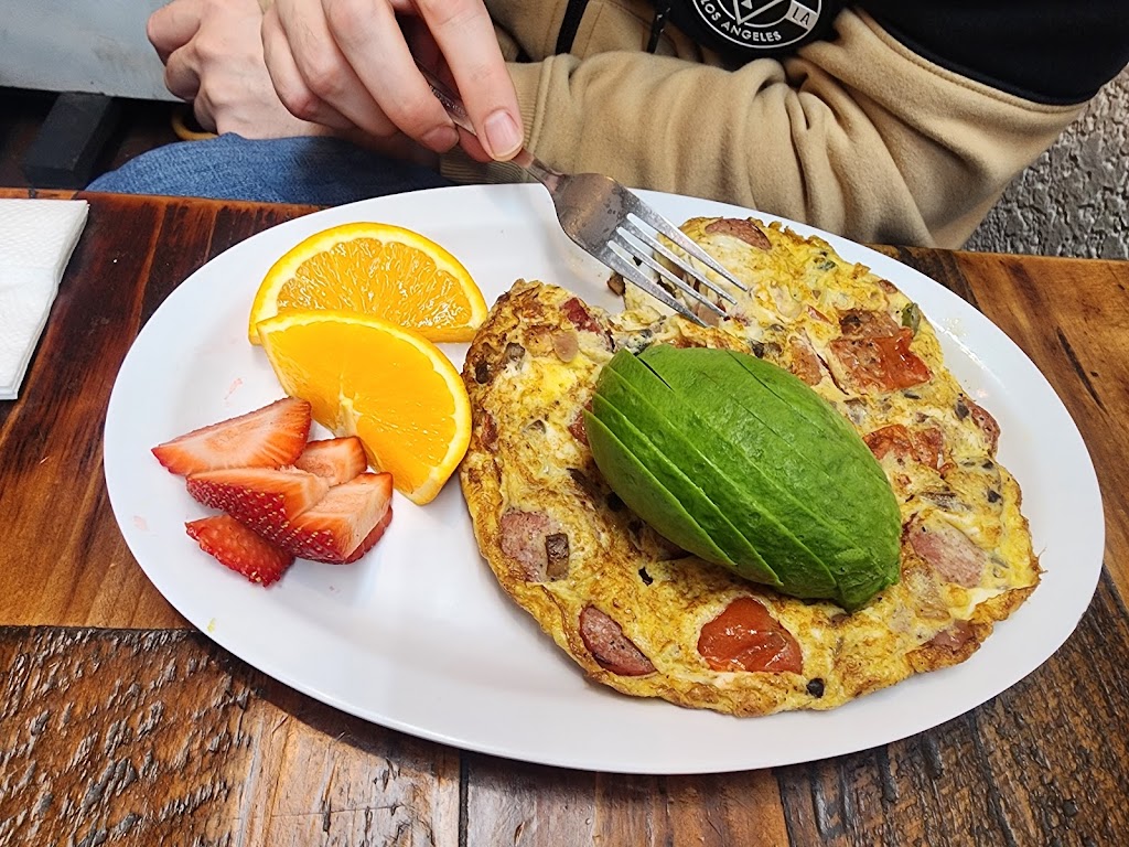 Yeganeh Bakery and Kafe Unik