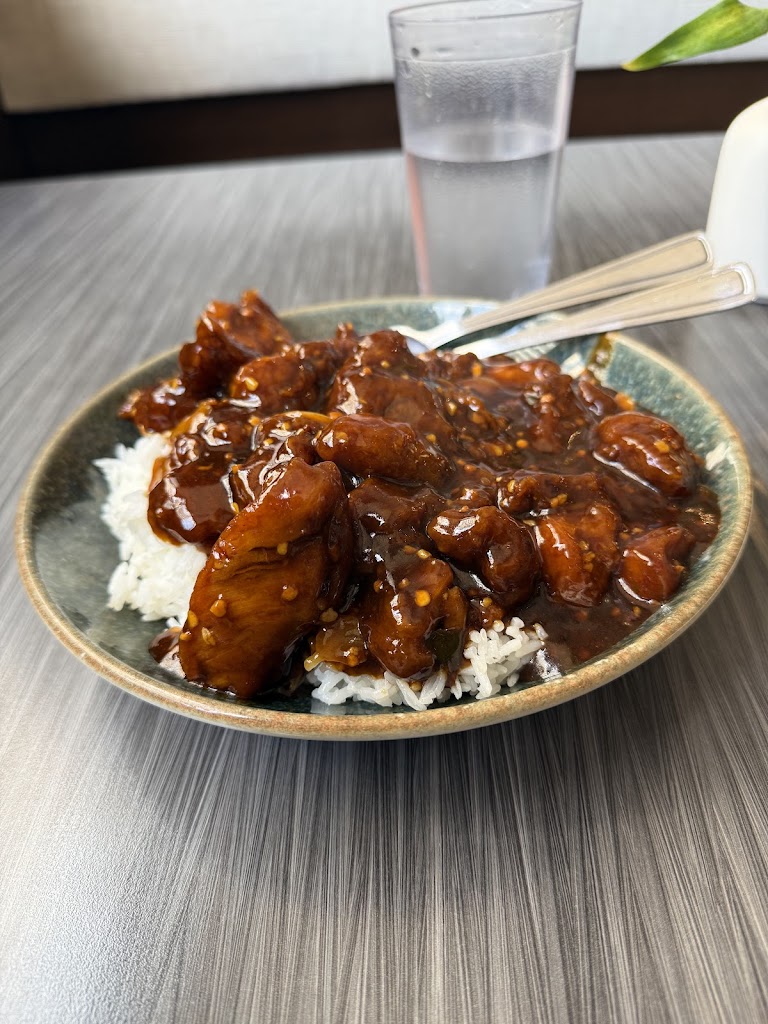 Yueh Tung Restaurant