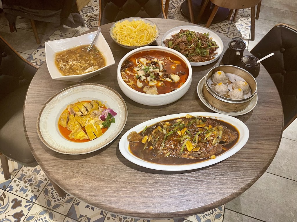 Yum Cha Chinese Kitchen & Bar 姑苏里
