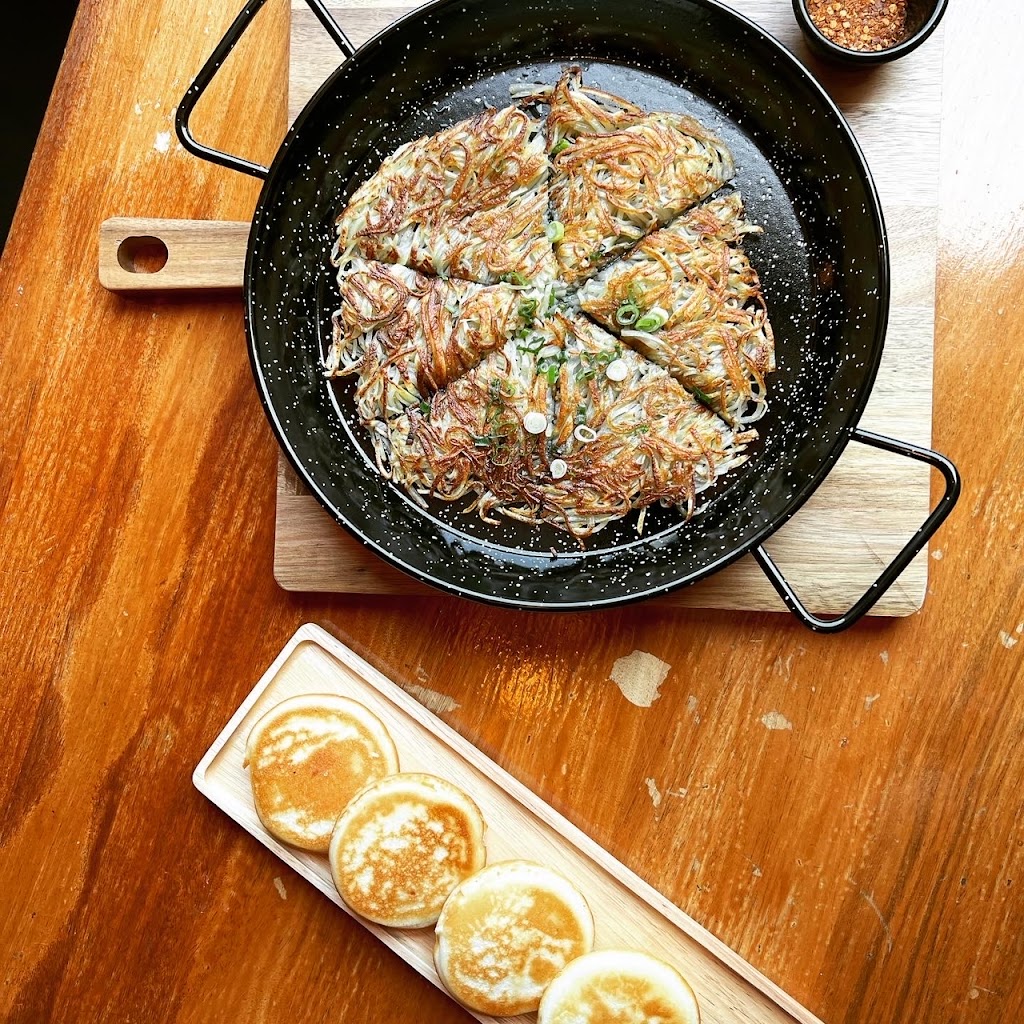 Yunnan Kitchen