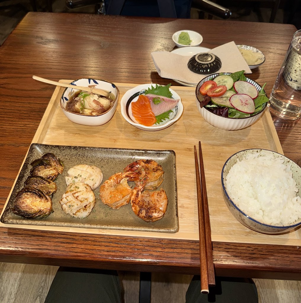 Zentarou Sushi and Sake Bar