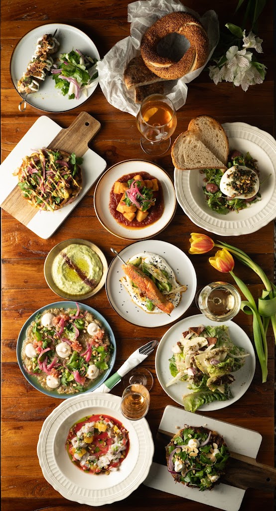 Zizi Wine Bar