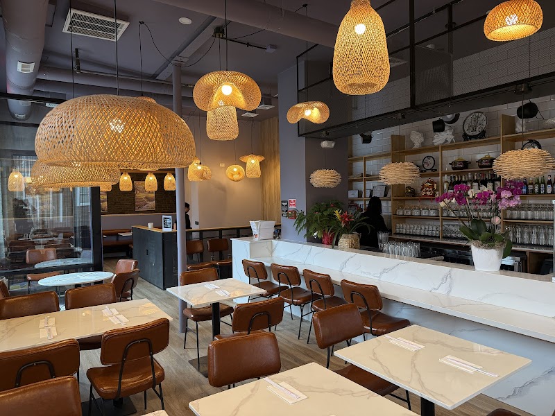 212 Kitchen