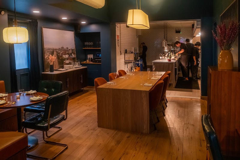 6 Restaurant - NYC