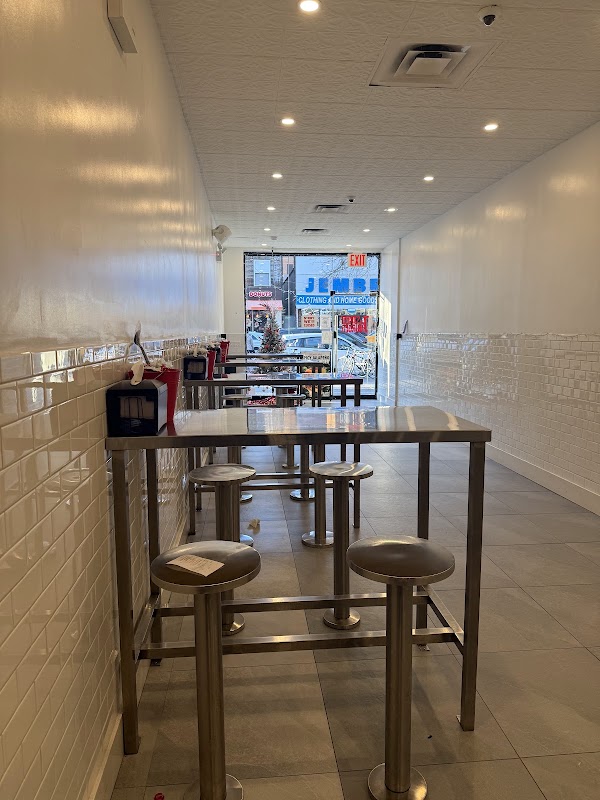 7th Street Burger Forest Hills
