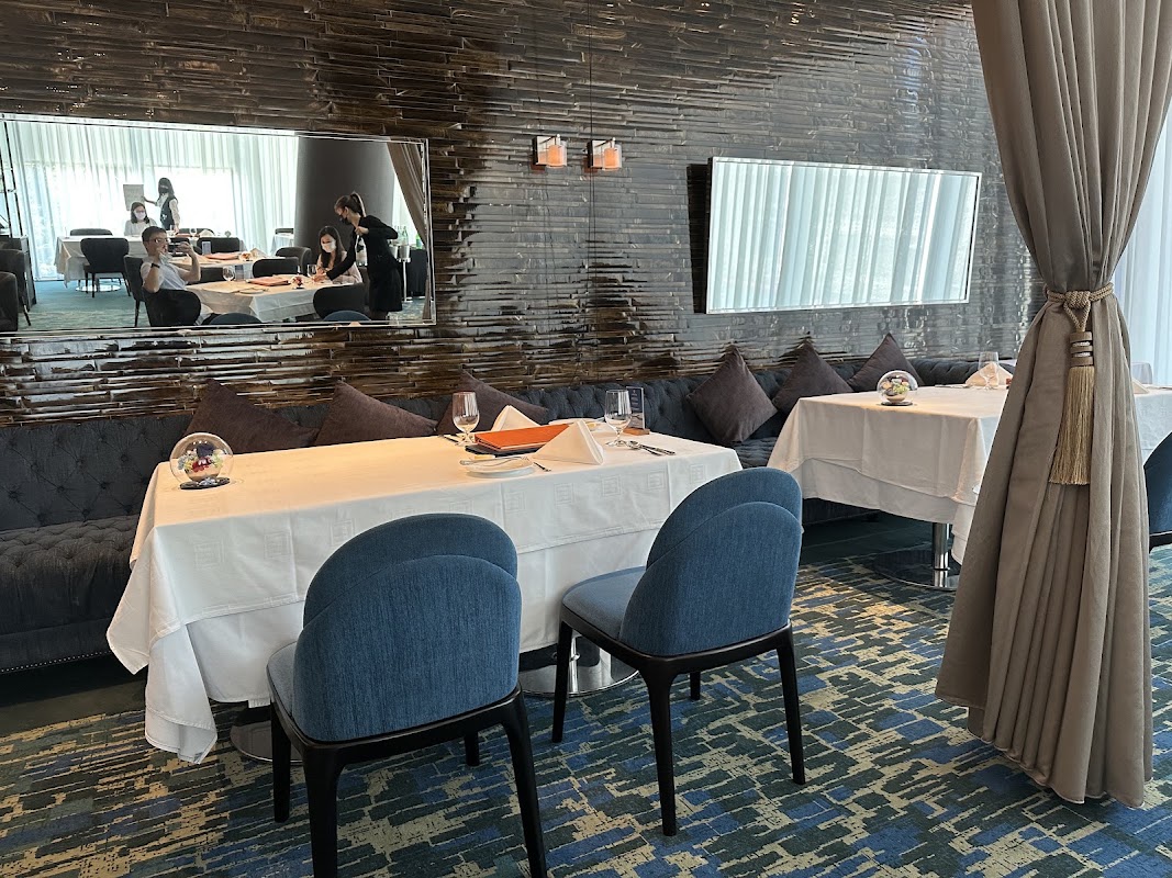 A CUT Steakhouse