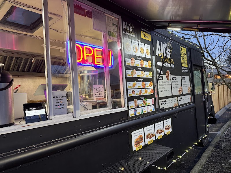 Ali’s Foodies Pakistani And Indian Halal cuisine