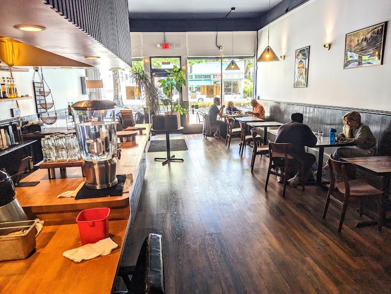 Aman Cafe