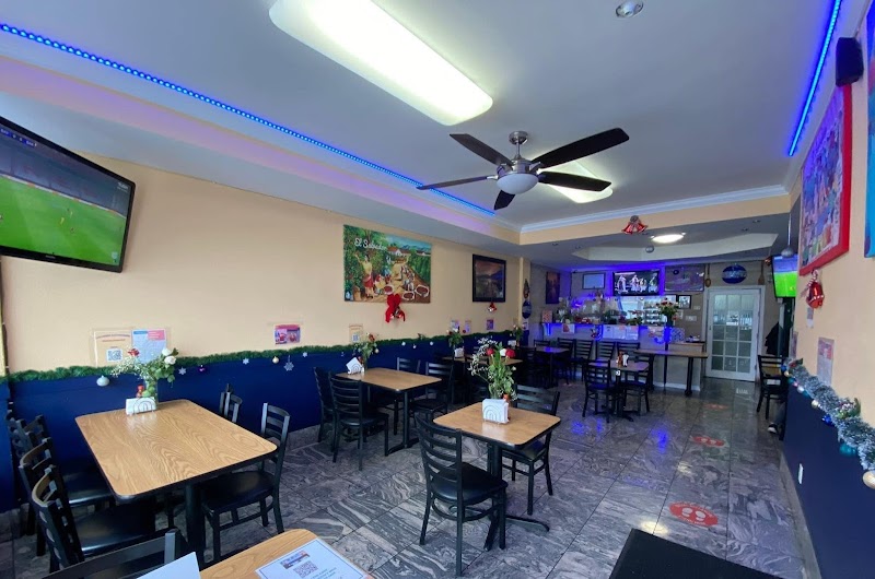 Amanecer Salvadoreño Restaurant