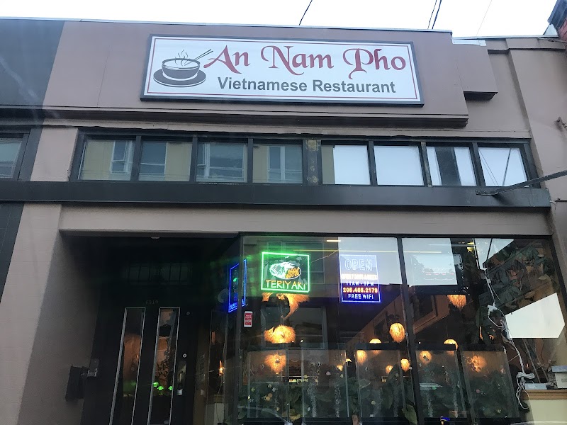 An Nam Pho on Roosevelt Way