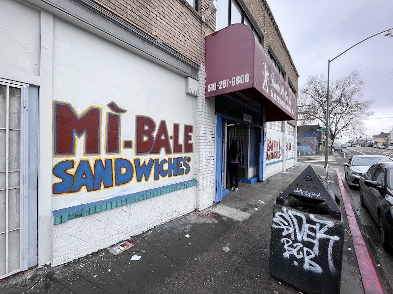 Bánh Mì Ba Lẹ
