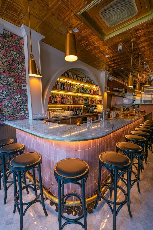 Bar Louise