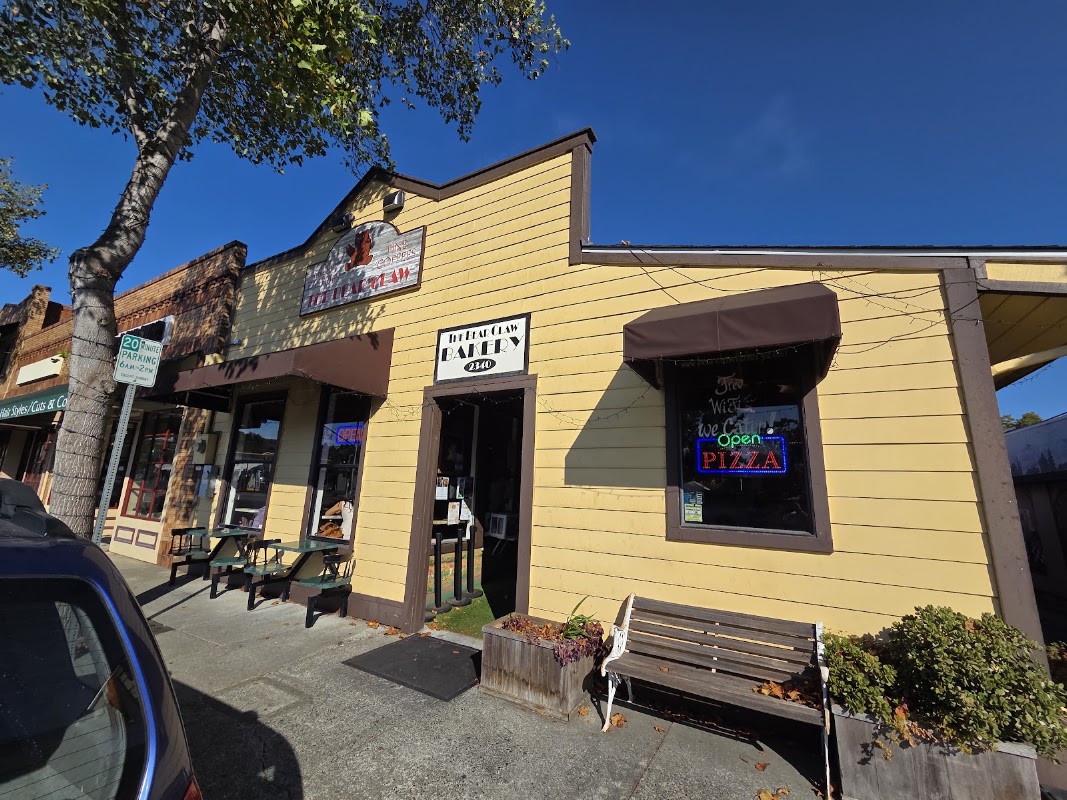 Bear Claw Bakery & Cafe