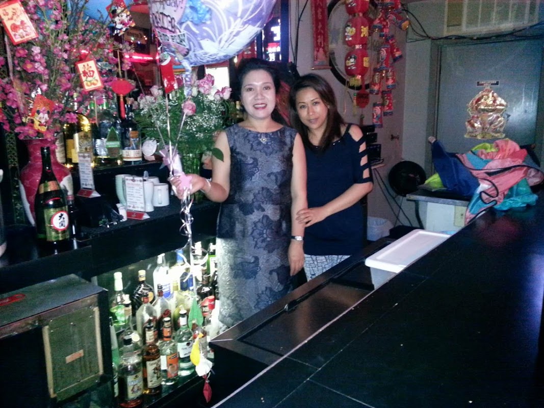 Bow Bow Cocktail Lounge