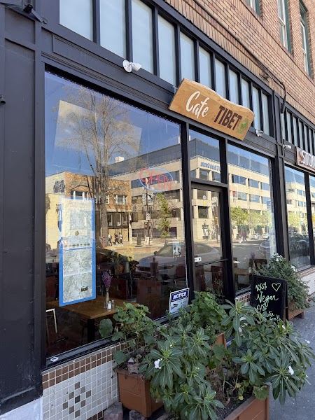 Café Tibet: A Vegan Restaurant