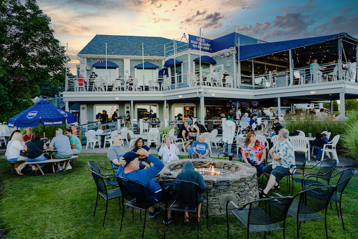 Chelo's Waterfront Bar and Grille - Warwick
