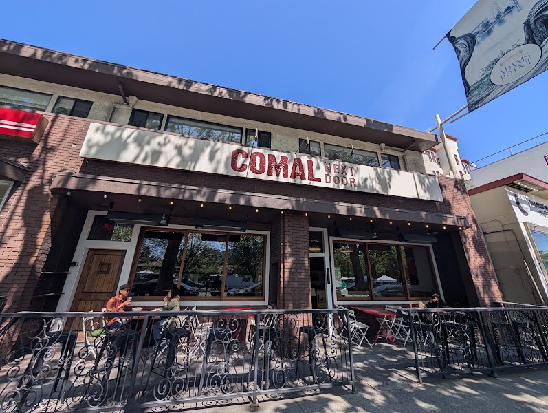 Comal Next Door
