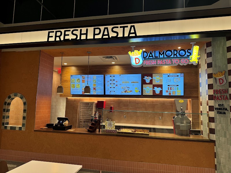 DalMoros Fresh Pasta To Go - Cambridge (MA) - CanalSide Food Hall