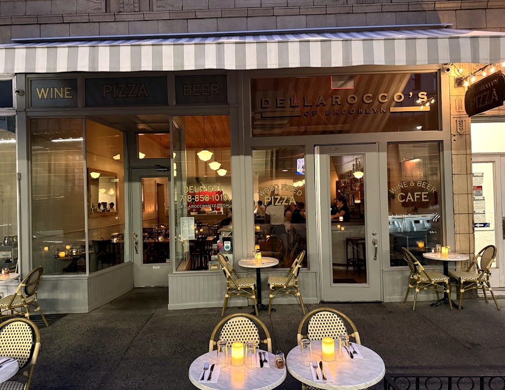 Dellarocco's Brick Oven Pizza