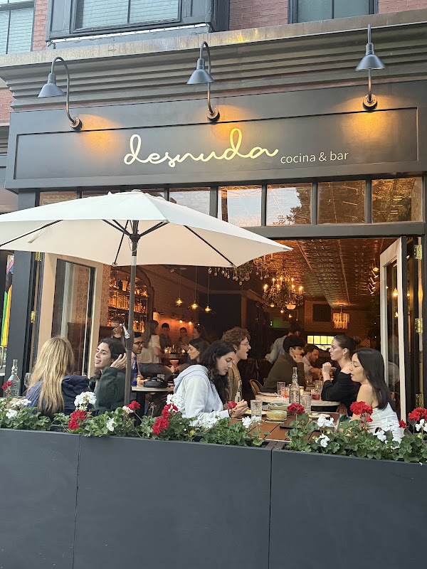 Desnuda cocina & bar