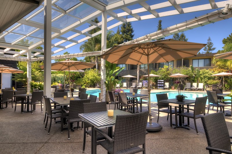 Dinah's Poolside Restaurant
