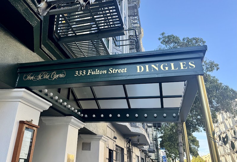 Dingles Public House