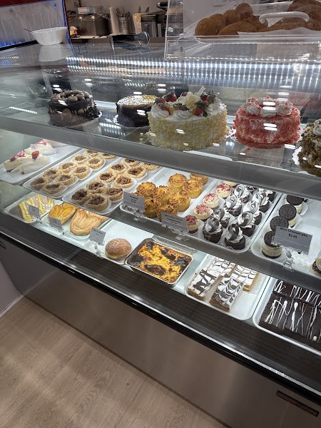 Dom Mendes Bakery & Pastry