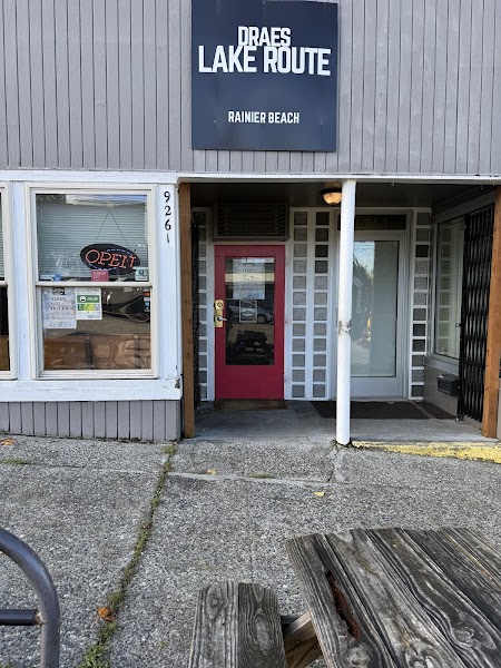 Drae's Lake Route Eatery