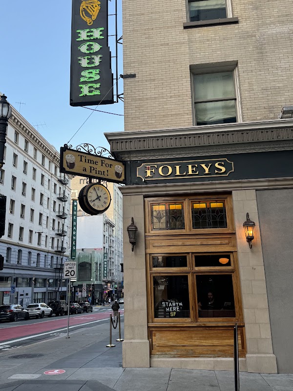 Dueling Pianos at Johnny Foleys