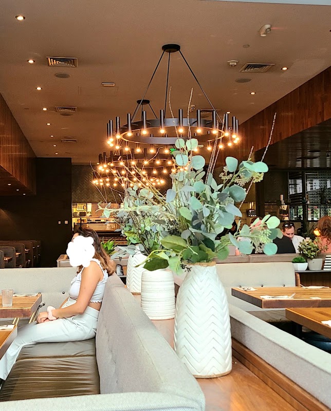 Earls Kitchen + Bar