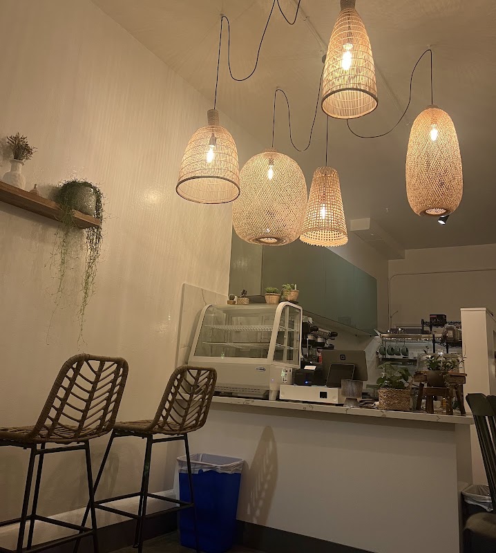Earth Tone Cafe