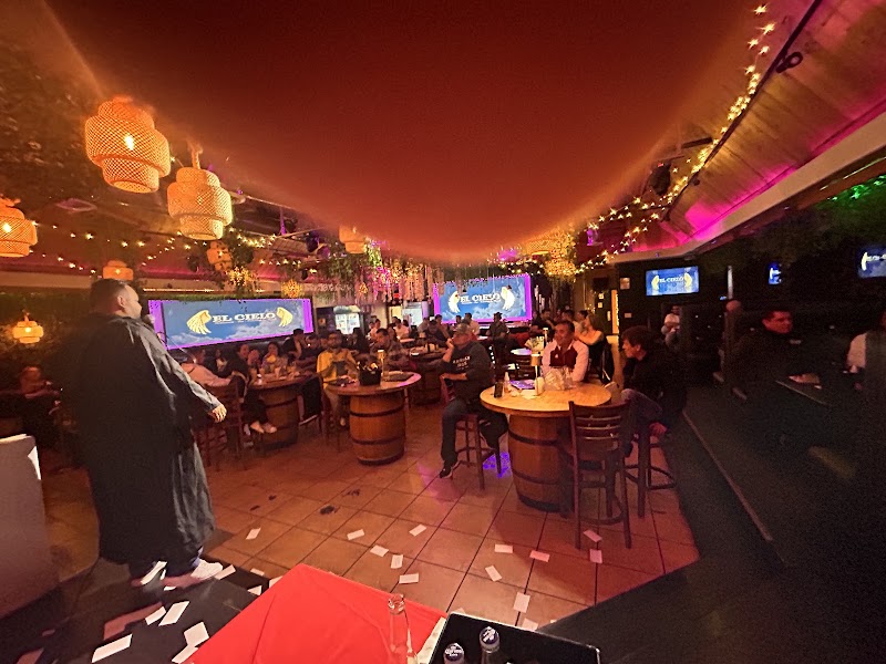 El Cielo Bar & Grill
