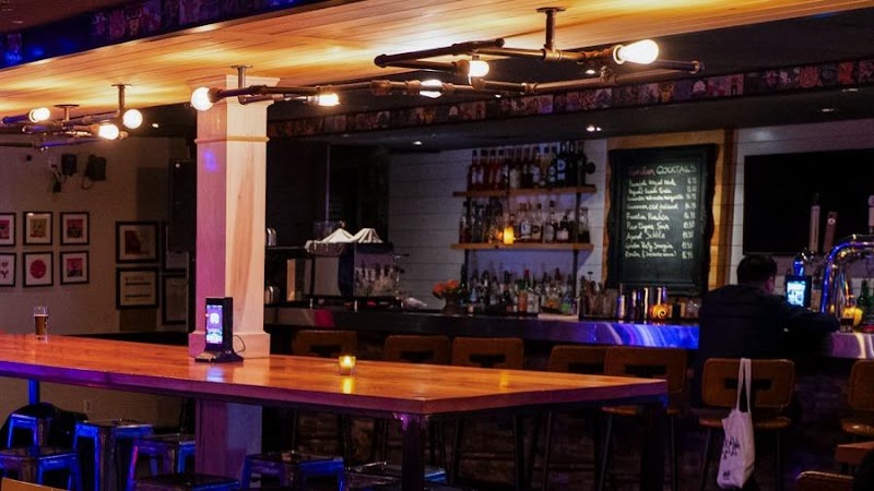 Function Bar + Kitchen