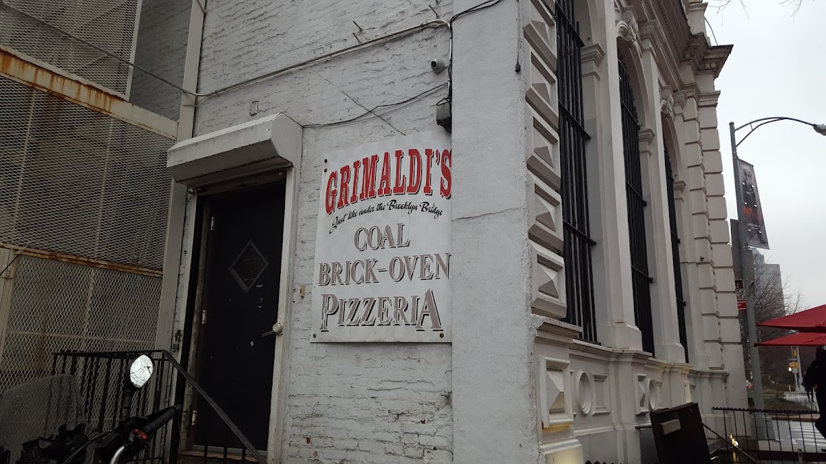 Grimaldi's Pizzeria