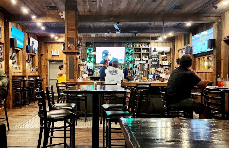 Harbor Light Pub
