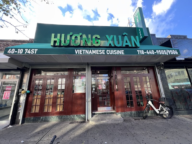 Hướng Xuân