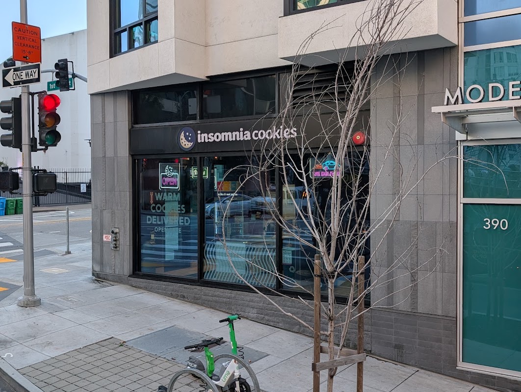 Insomnia Cookies