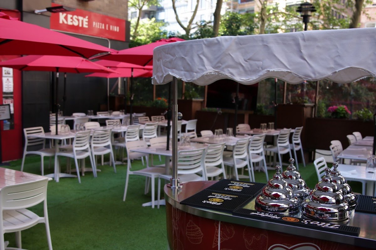 Kesté Pizza e Vino