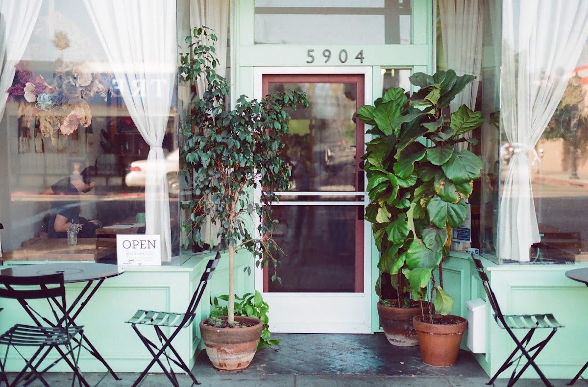 Kitchen Mouse Cafe