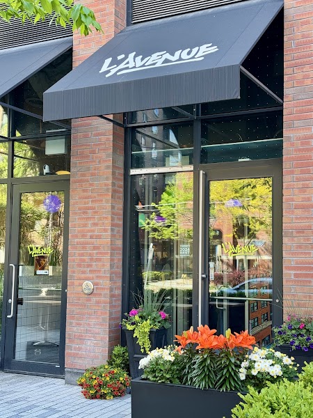 L’Avenue