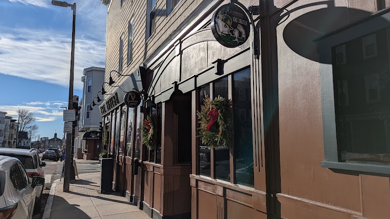 L Street Tavern