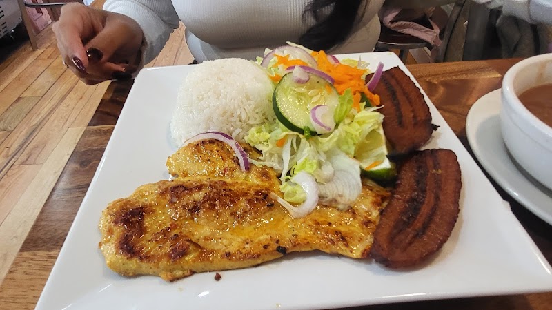 La Abundancia Bakery & Restaurant