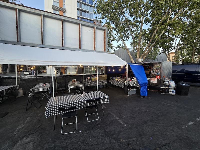 Las Delicias De Toñita Taco Truck