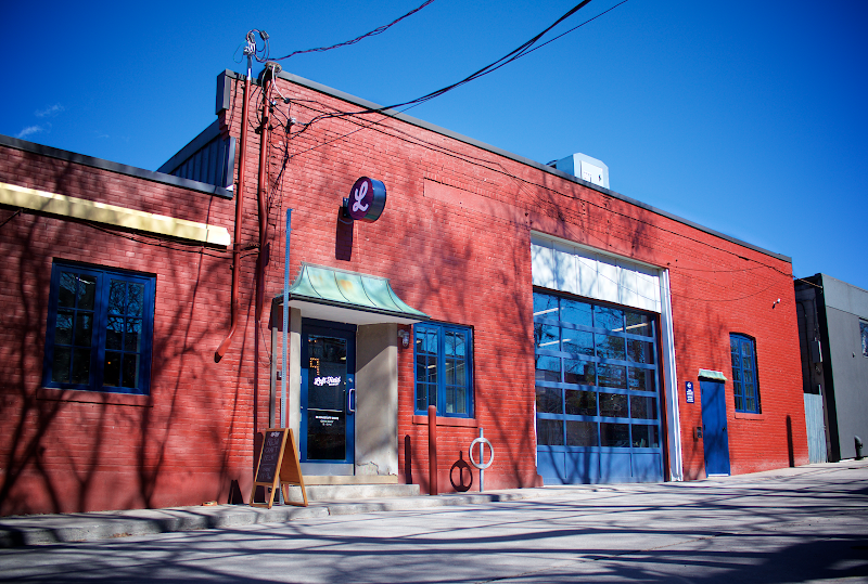 Left Field Brewery (Leslieville)