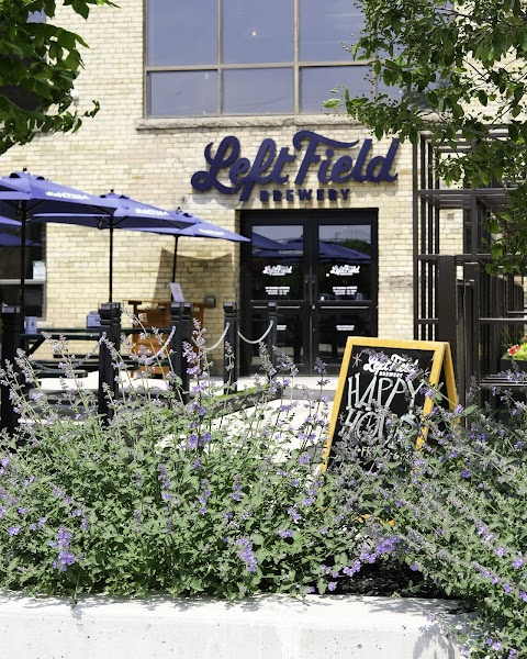 Left Field Brewery (Liberty Village)