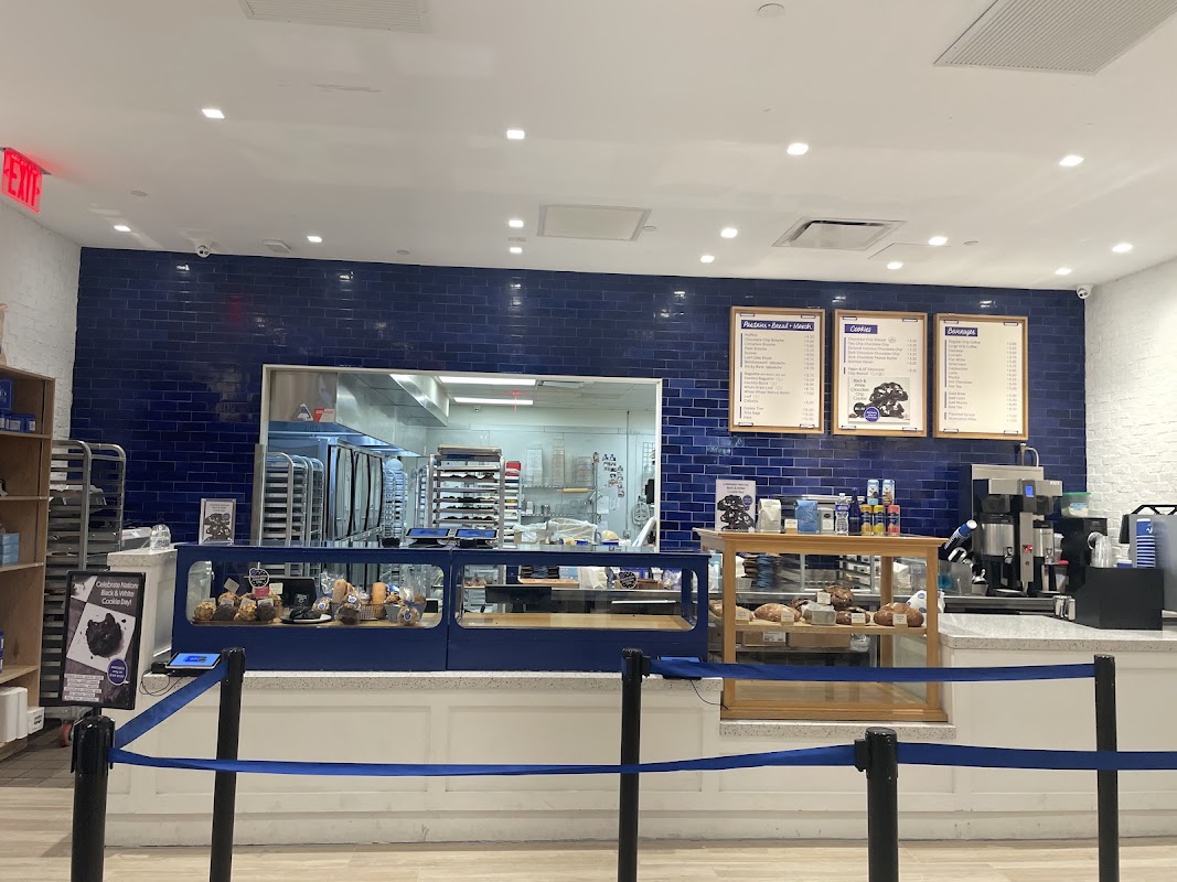 Levain Bakery