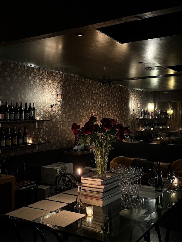 lolo wine bar