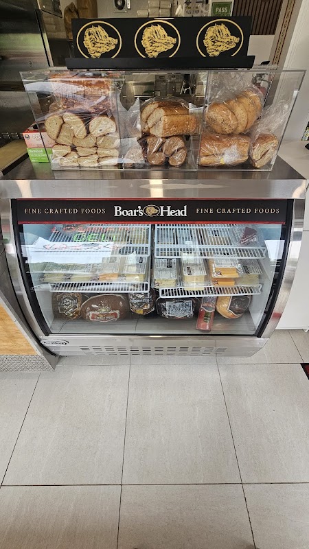 Lombard Deli