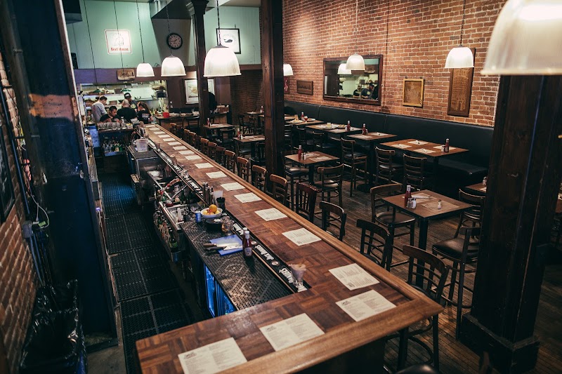 Louie's Bar